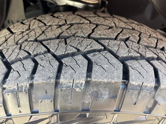 2022 Toyota Tundra 4WD 4WD SR5 CrewMax 5.5' Bed (SE)