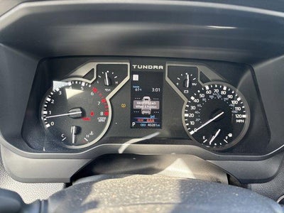 2024 Toyota Tundra 4WD 4WD SR5 CrewMax 5.5' Bed (SE)