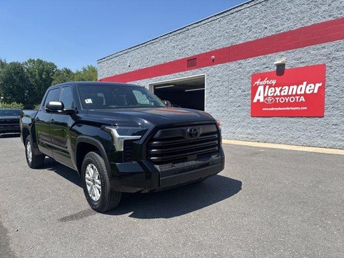 2025 Toyota Tundra 4WD 4WD SR5 CrewMax 5.5' Bed (SE)