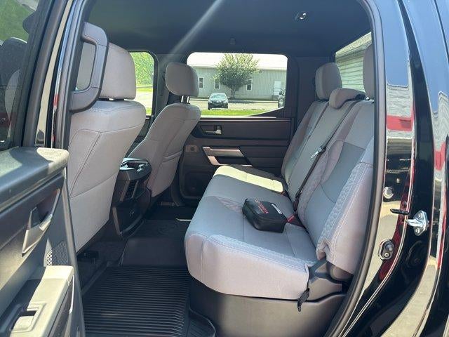 2025 Toyota Tundra 4WD 4WD SR5 CrewMax 5.5' Bed (SE)