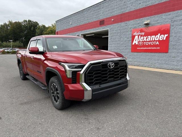 2022 Toyota Tundra 4WD 4WD SR5 CrewMax 6.5' Bed (Natl)