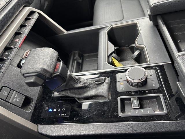 2022 Toyota Tundra 4WD 4WD SR5 CrewMax 6.5' Bed (Natl)