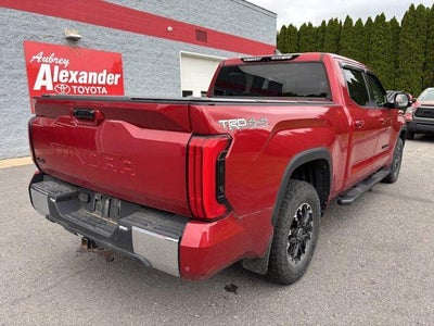 2022 Toyota Tundra 4WD 4WD SR5 CrewMax 6.5' Bed (Natl)