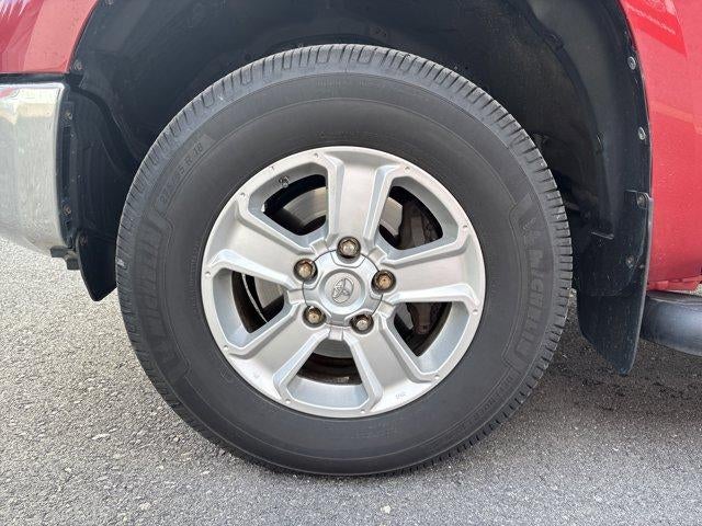 2015 Toyota Tundra 4WD Truck 4WD Double Cab Standard Bed 5.7L V8 SR5 (Natl)