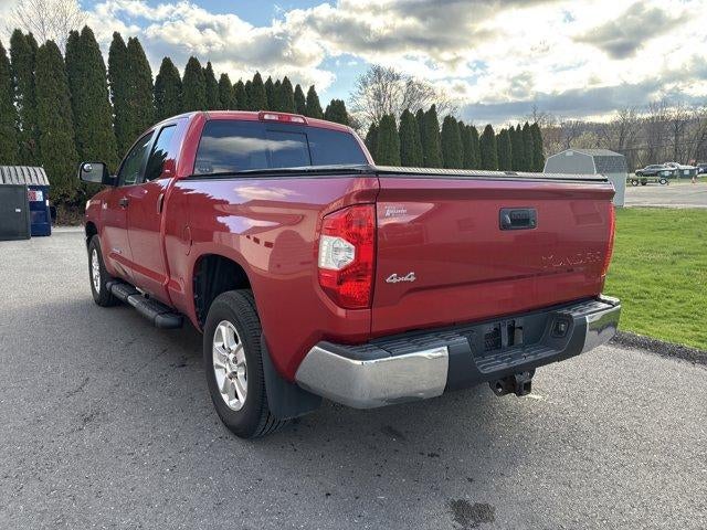 2015 Toyota Tundra 4WD Truck 4WD Double Cab Standard Bed 5.7L V8 SR5 (Natl)