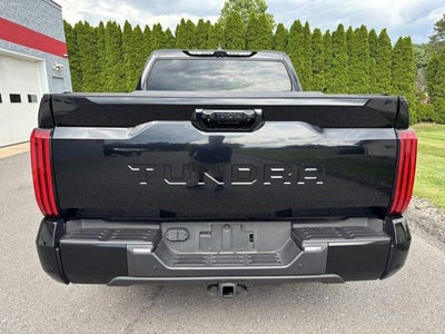 2025 Toyota Tundra 4WD 4WD SR5 CrewMax 5.5' Bed (SE)
