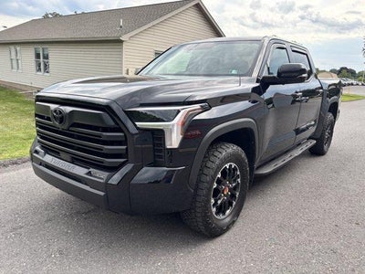 2025 Toyota Tundra 4WD 4WD SR5 CrewMax 5.5' Bed (SE)