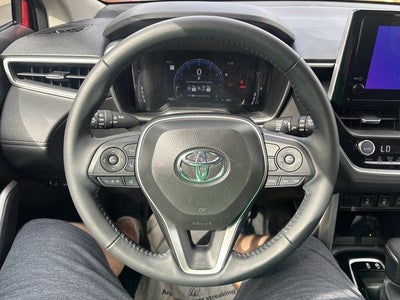 2025 Toyota Corolla Cross XLE 4WD (Natl)
