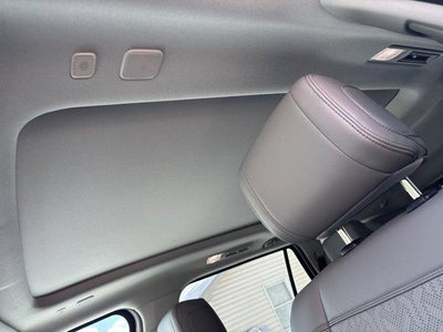 2023 Toyota Sequoia Limited 4WD (SE)