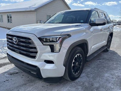 2023 Toyota Sequoia Limited 4WD (SE)
