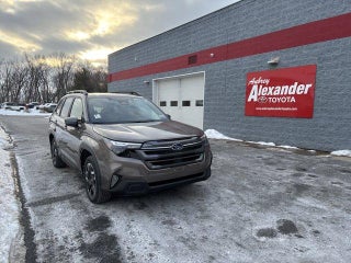 2025 Subaru Forester Premium Hybrid AWD
