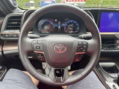 2024 Toyota Crown Limited AWD (Natl)