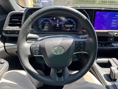 2023 Toyota Crown XLE AWD (Natl)