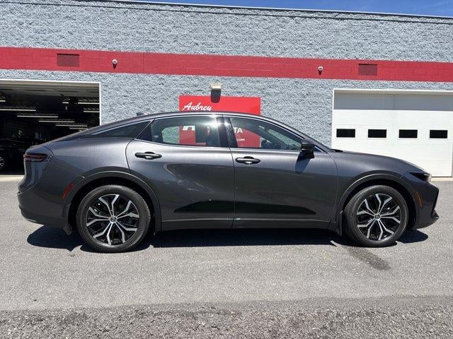 2023 Toyota Crown XLE AWD (Natl)