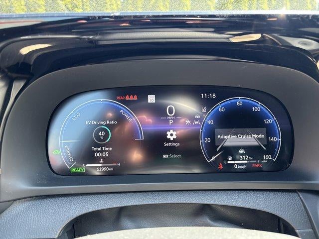 2023 Toyota Crown XLE AWD (Natl)