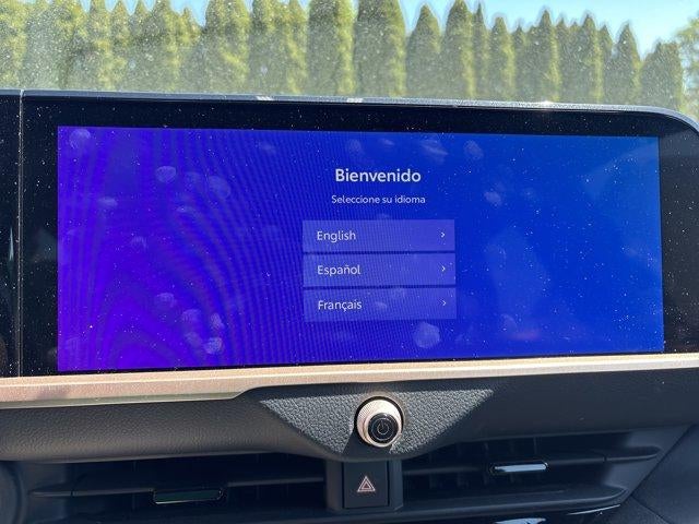 2023 Toyota Crown XLE AWD (Natl)