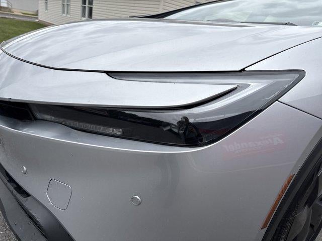 2024 Toyota Prius LE (Natl)