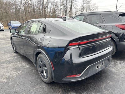2024 Toyota Prius LE (Natl)