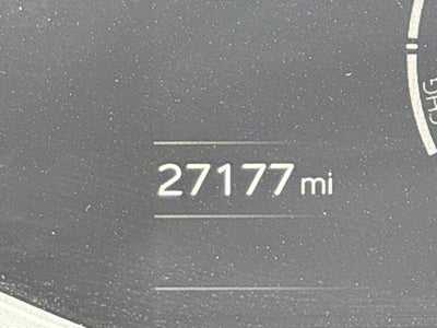 2024 Toyota Prius LE (Natl)