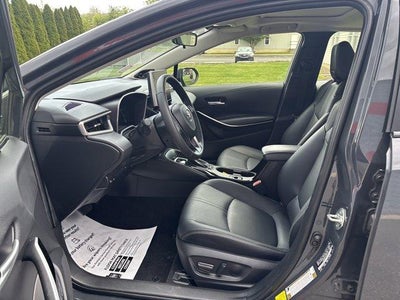 2025 Toyota Corolla Hybrid XLE FWD (Natl)