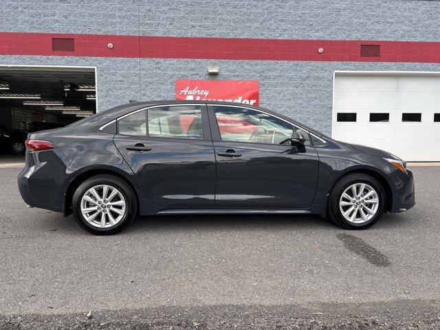 2025 Toyota Corolla Hybrid XLE FWD (Natl)