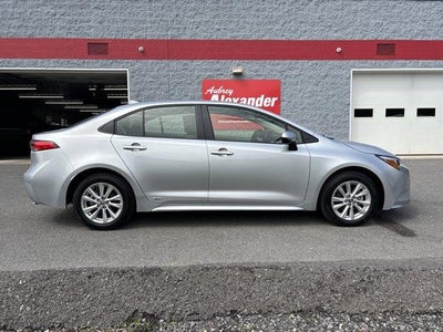 2026 Toyota Corolla Hybrid LE AWD (Natl)