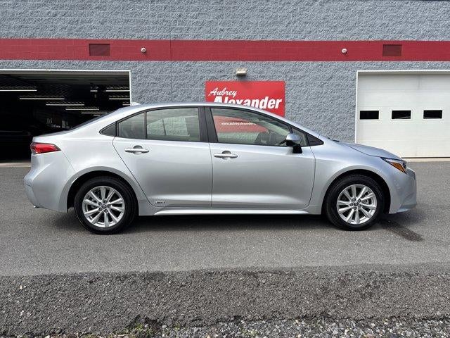 2026 Toyota Corolla Hybrid LE AWD (Natl)