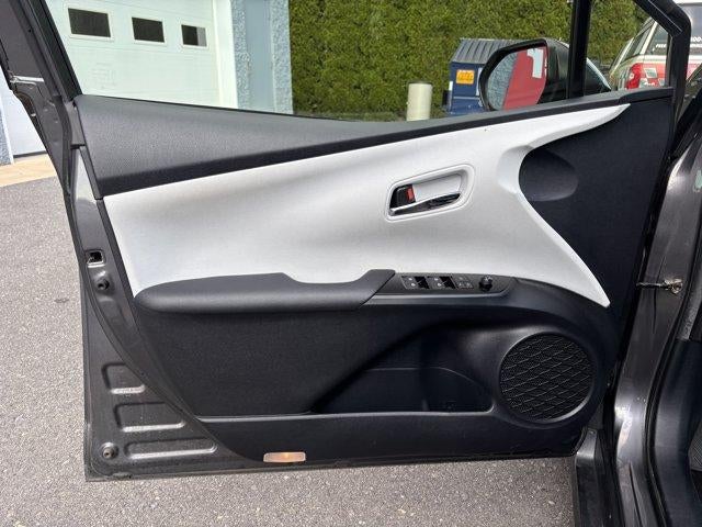 2016 Toyota Prius 5dr HB Two (SE)