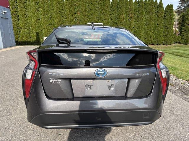 2016 Toyota Prius 5dr HB Two (SE)