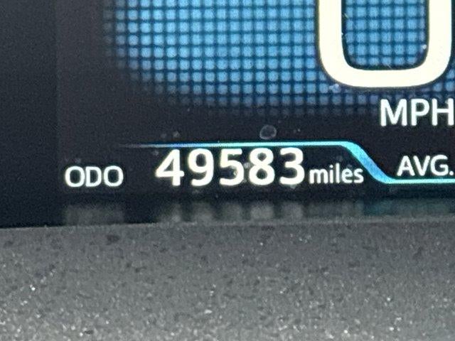 2022 Toyota Prius LE AWD-e (Natl)