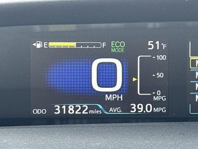 2019 Toyota Prius XLE AWD-e (Natl)