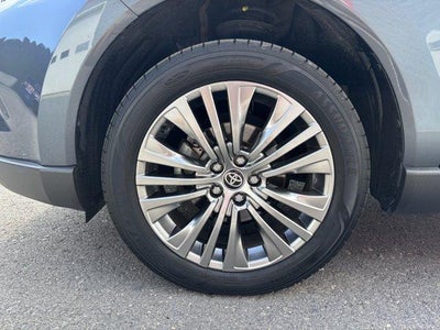 2022 Toyota Venza Limited AWD (GS)