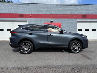 2022 Toyota Venza Limited AWD (GS)