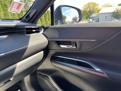 2022 Toyota Venza Limited AWD (GS)