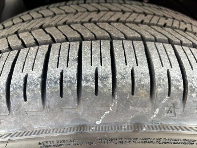 2024 Toyota Land Cruiser 4WD (GS)