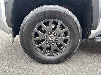 2025 Toyota 4Runner SR5 4WD (GS)