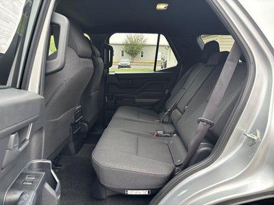 2025 Toyota 4Runner SR5 4WD (GS)