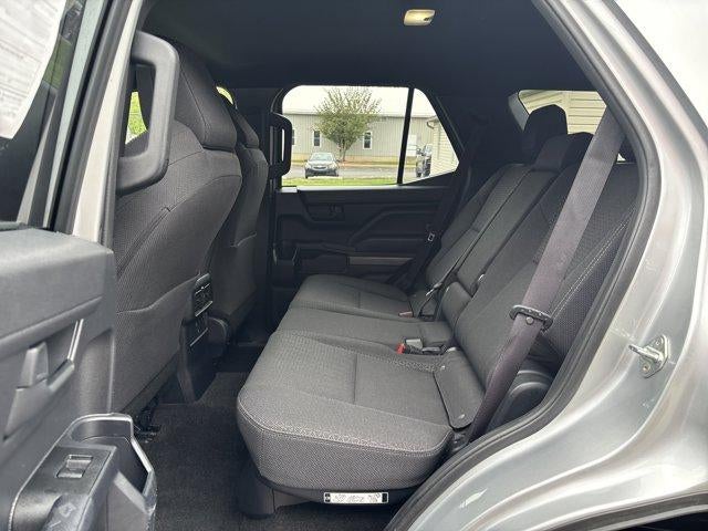 2025 Toyota 4Runner SR5 4WD (GS)