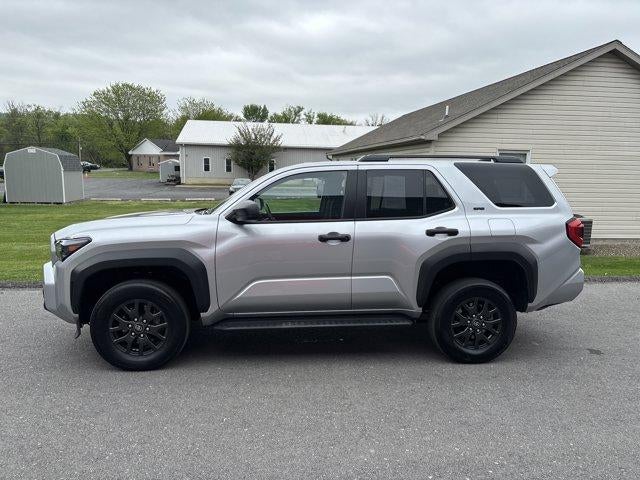 2025 Toyota 4Runner SR5 4WD (GS)