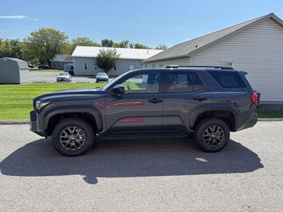 2025 Toyota 4Runner SR5 4WD (GS)