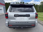 2025 Toyota 4Runner SR5 4WD (GS)