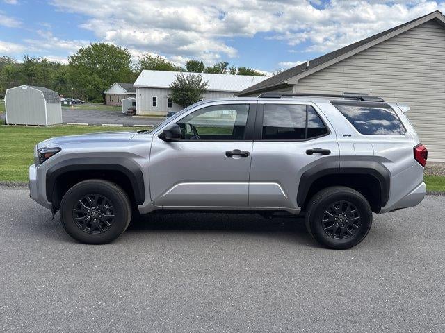 2025 Toyota 4Runner SR5 4WD (GS)
