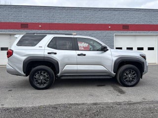 2025 Toyota 4Runner SR5 4WD (GS)
