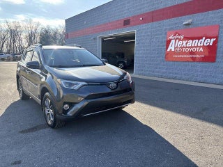 2017 Toyota RAV4 Hybrid XLE AWD (Natl)