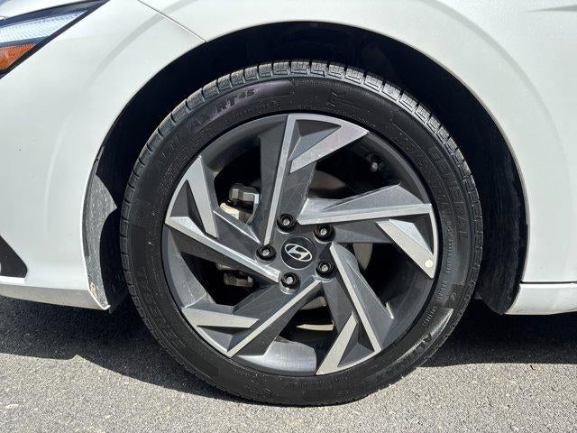 2025 Hyundai ELANTRA SEL Convenience IVT