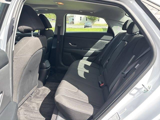 2025 Hyundai ELANTRA SEL Convenience IVT
