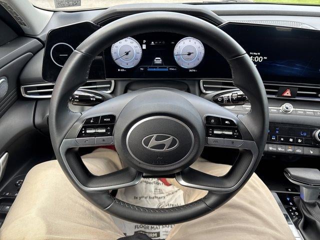 2025 Hyundai ELANTRA SEL Convenience IVT
