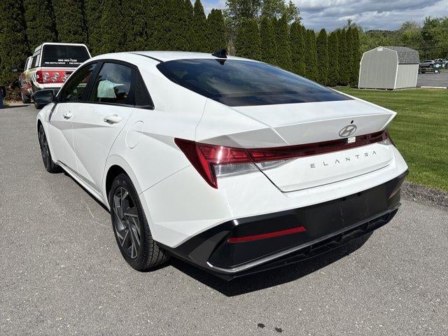 2025 Hyundai ELANTRA SEL Convenience IVT