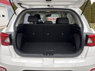 2024 Hyundai VENUE SEL IVT