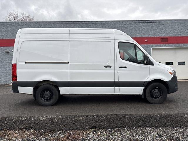 2025 Mercedes-Benz Sprinter Cargo Van 2500 Standard Roof I4 Diesel 144" RWD